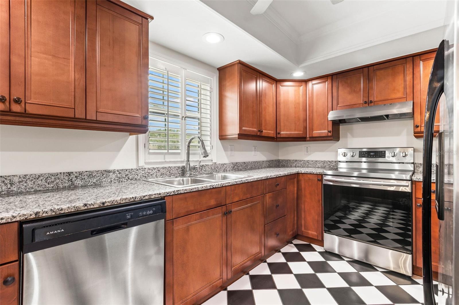 2453 EGRET BLVD #O203