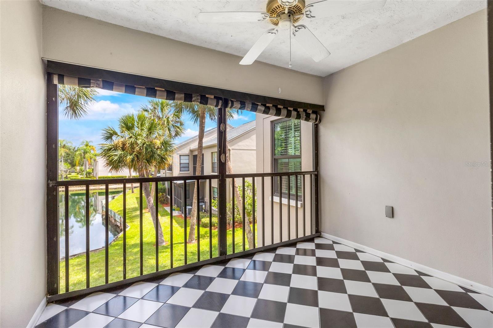 2453 EGRET BLVD #O203