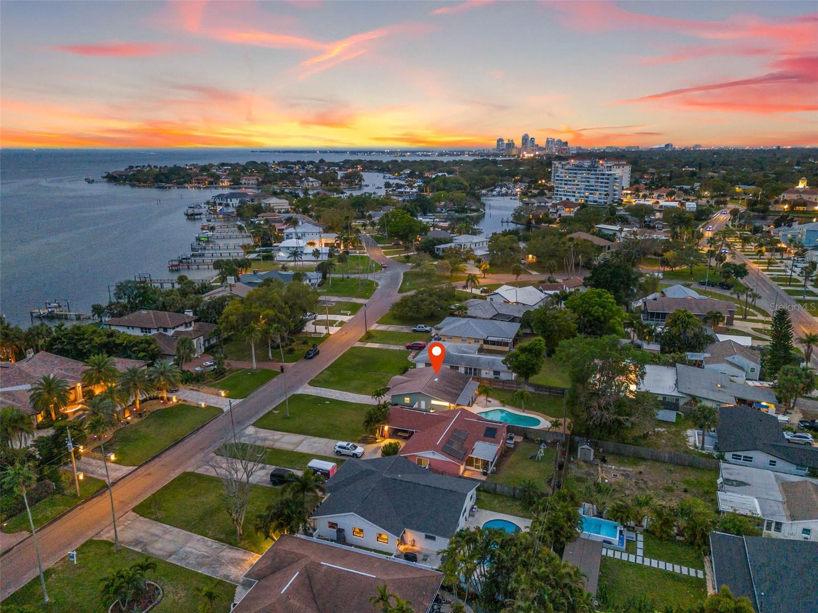 3442 BAYSHORE BLVD NE