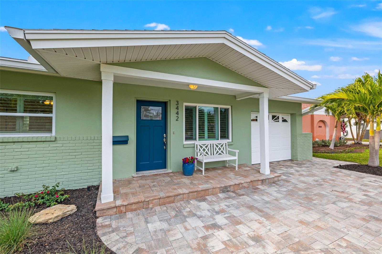 3442 BAYSHORE BLVD NE