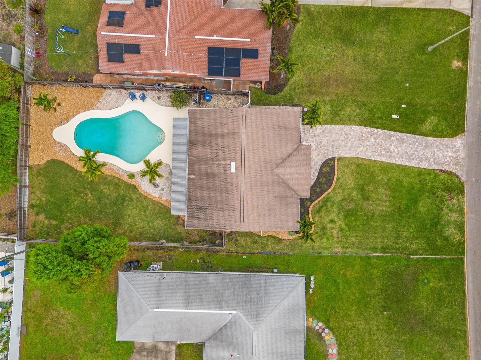 3442 BAYSHORE BLVD NE