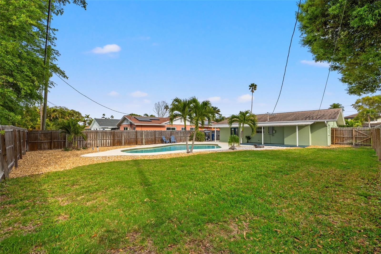 3442 BAYSHORE BLVD NE