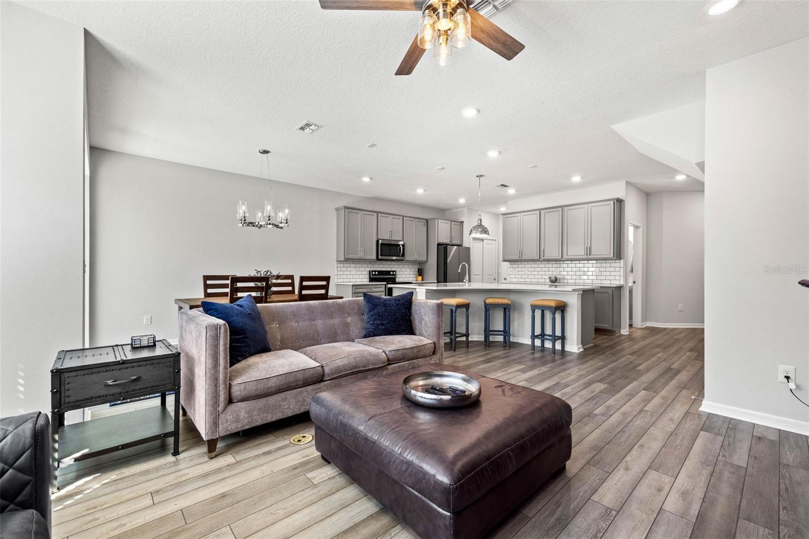 11262 BEACH WALK WAY NE