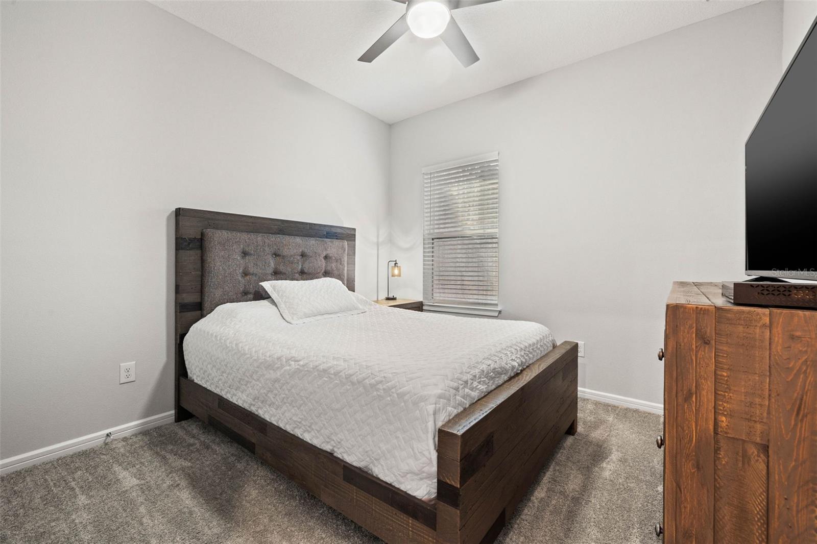 11262 BEACH WALK WAY NE