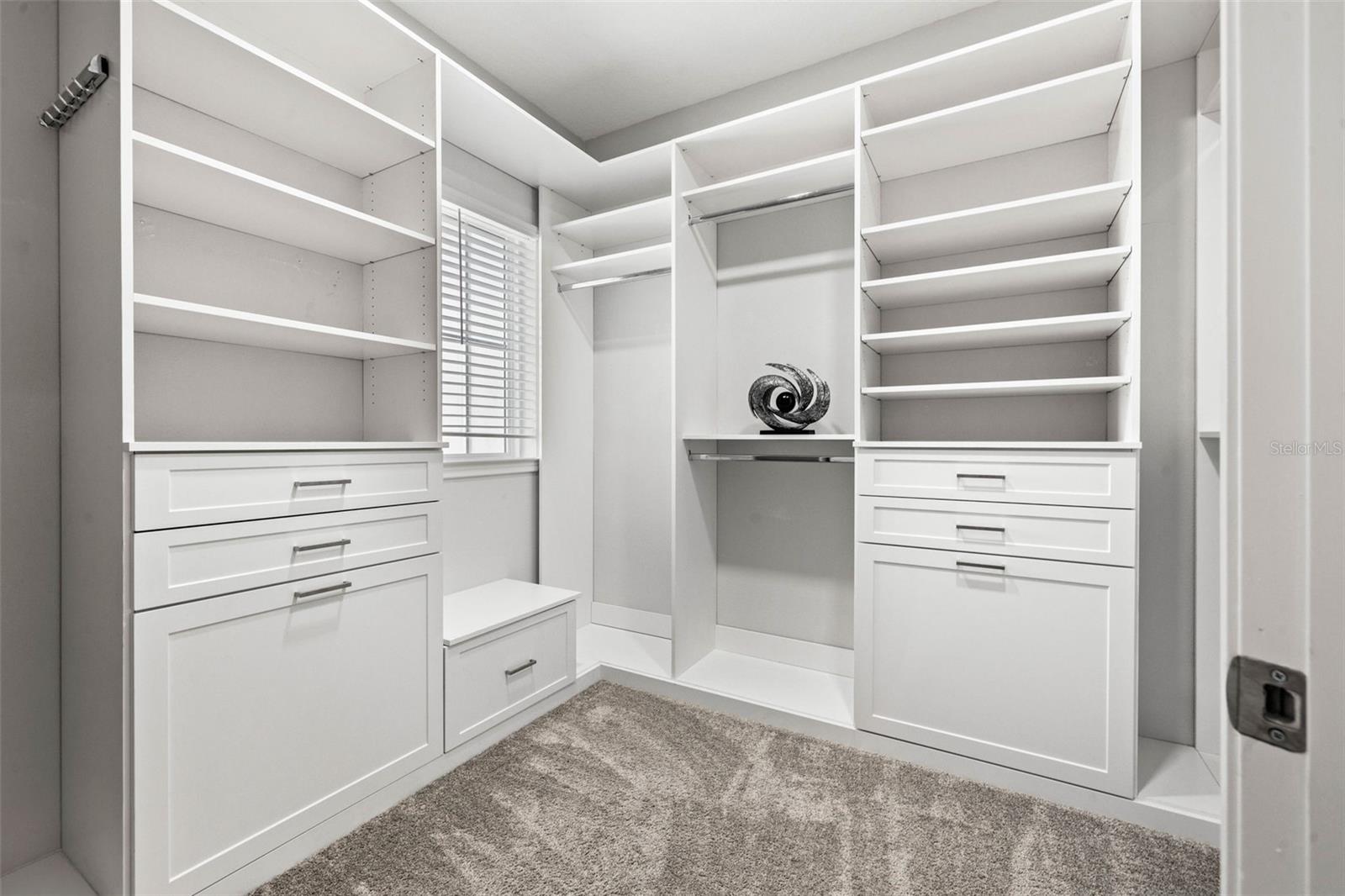 11262 BEACH WALK WAY NE