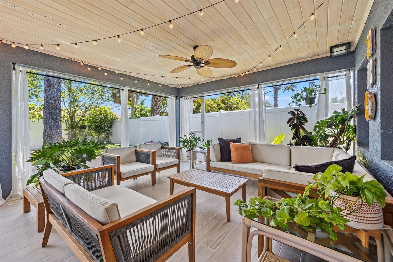 4511 HUNTINGTON ST NE