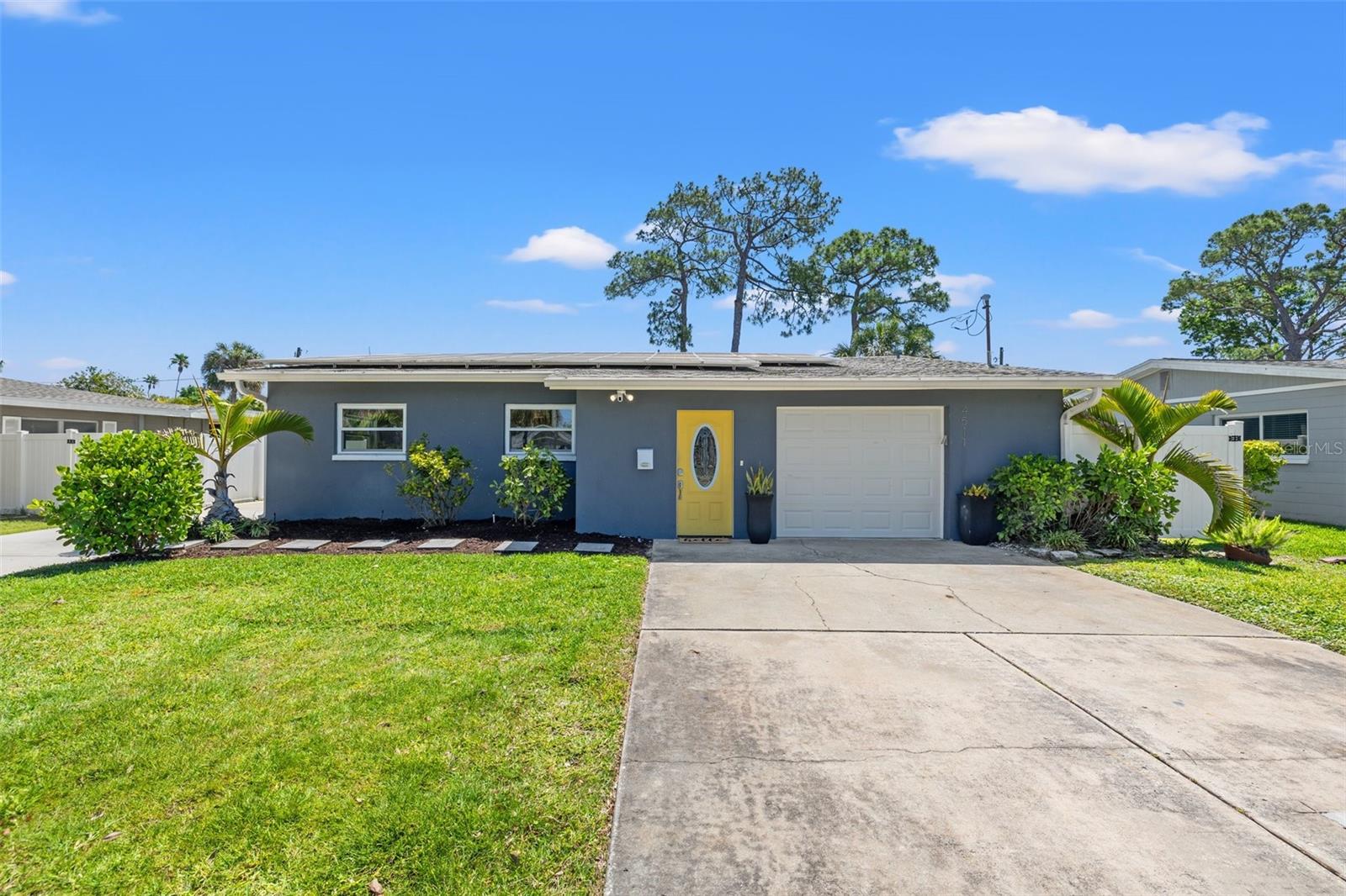 4511 HUNTINGTON ST NE