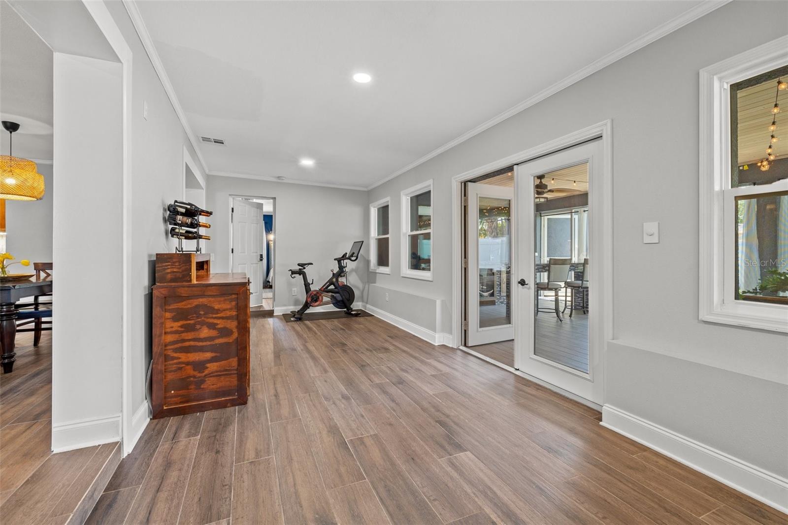 4511 HUNTINGTON ST NE