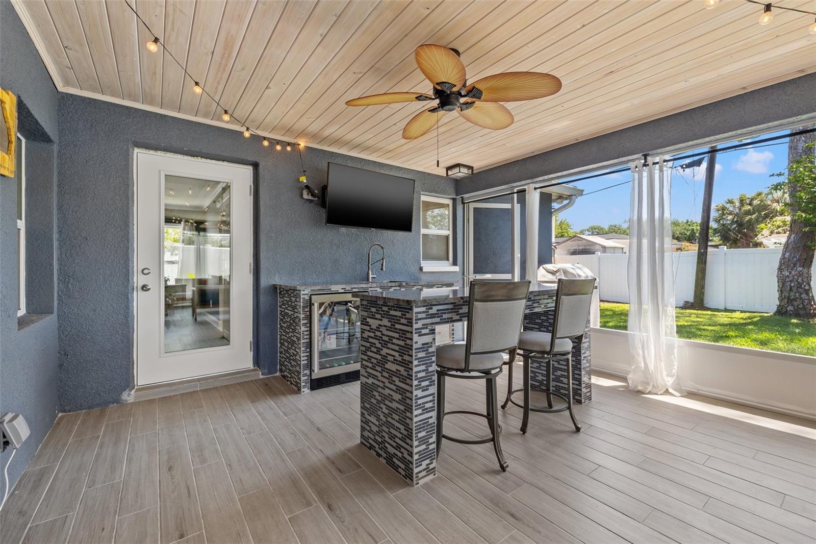 4511 HUNTINGTON ST NE