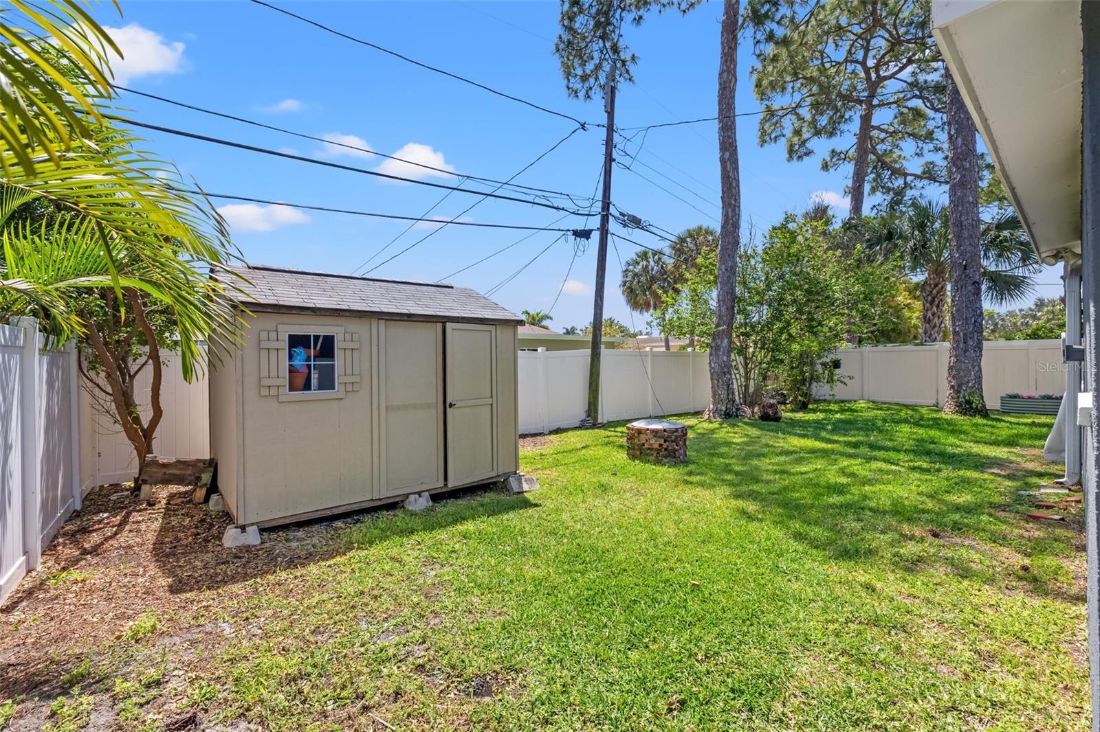 4511 HUNTINGTON ST NE