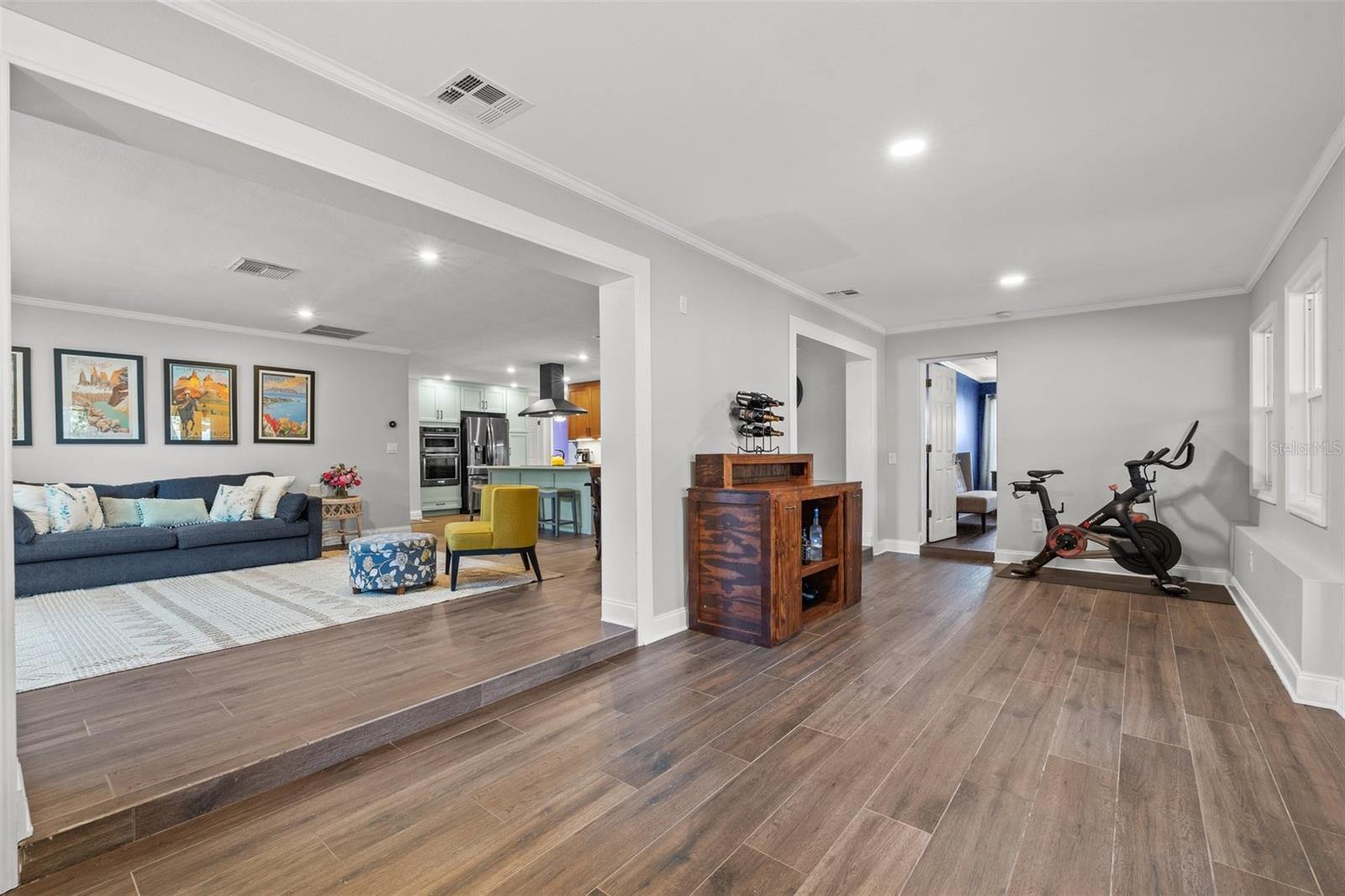 4511 HUNTINGTON ST NE