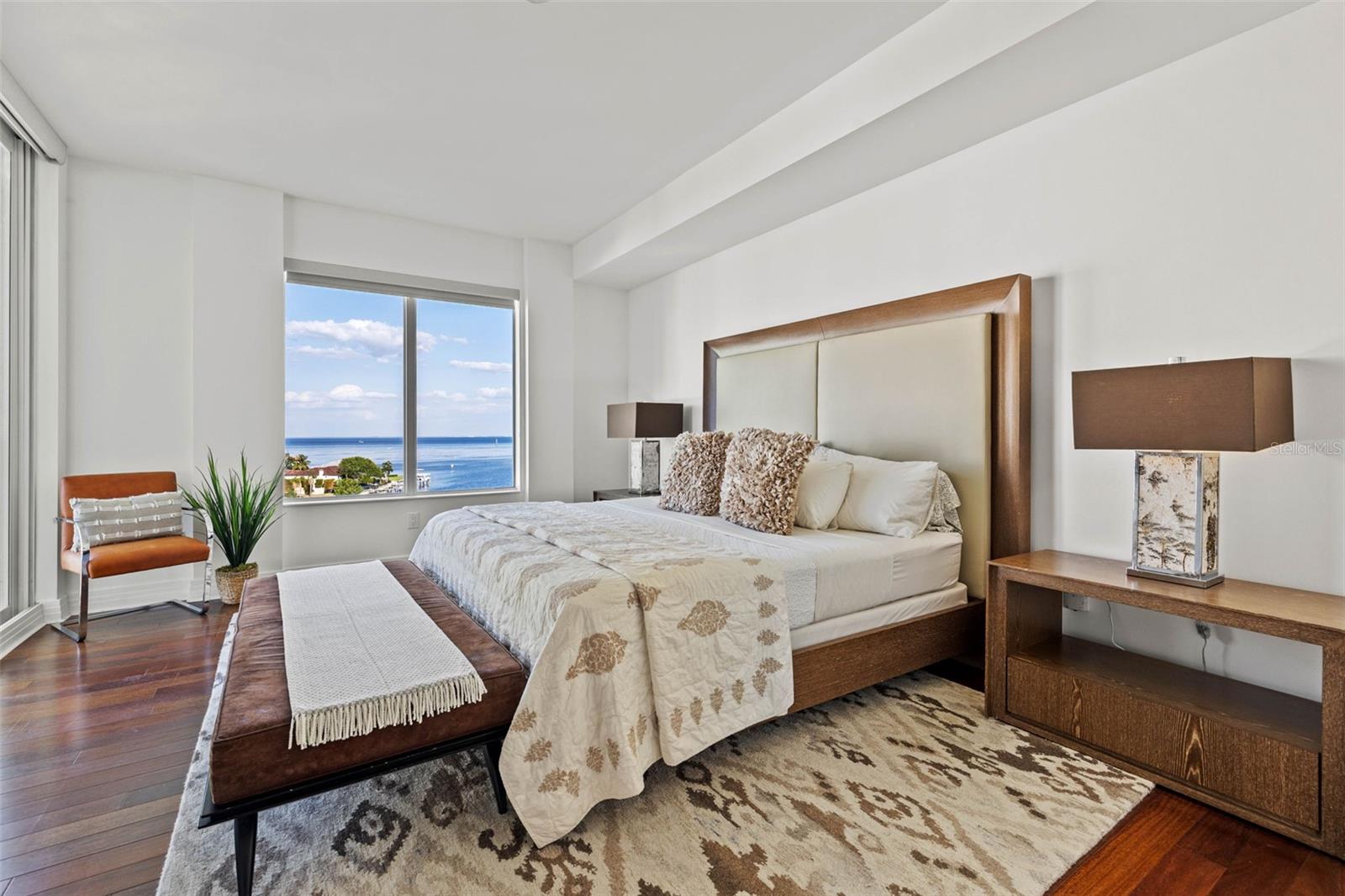 1325 SNELL ISLE BLVD NE #712