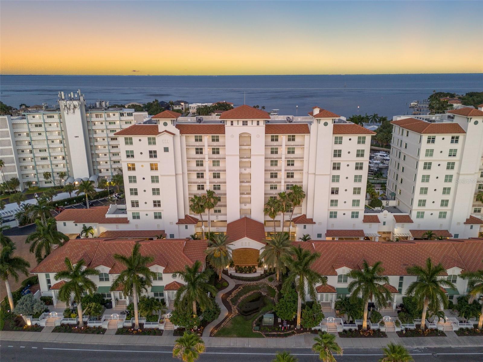 1325 SNELL ISLE BLVD NE #712