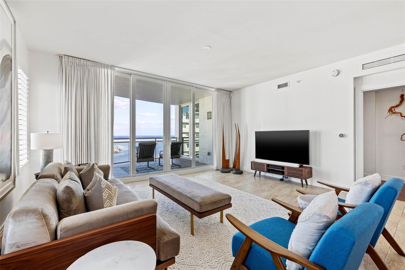 1325 SNELL ISLE BLVD NE #712