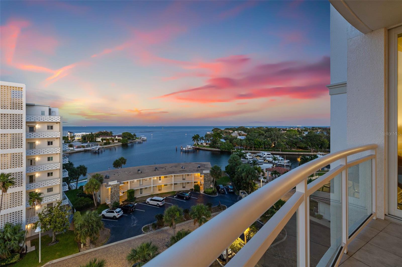 1325 SNELL ISLE BLVD NE #712