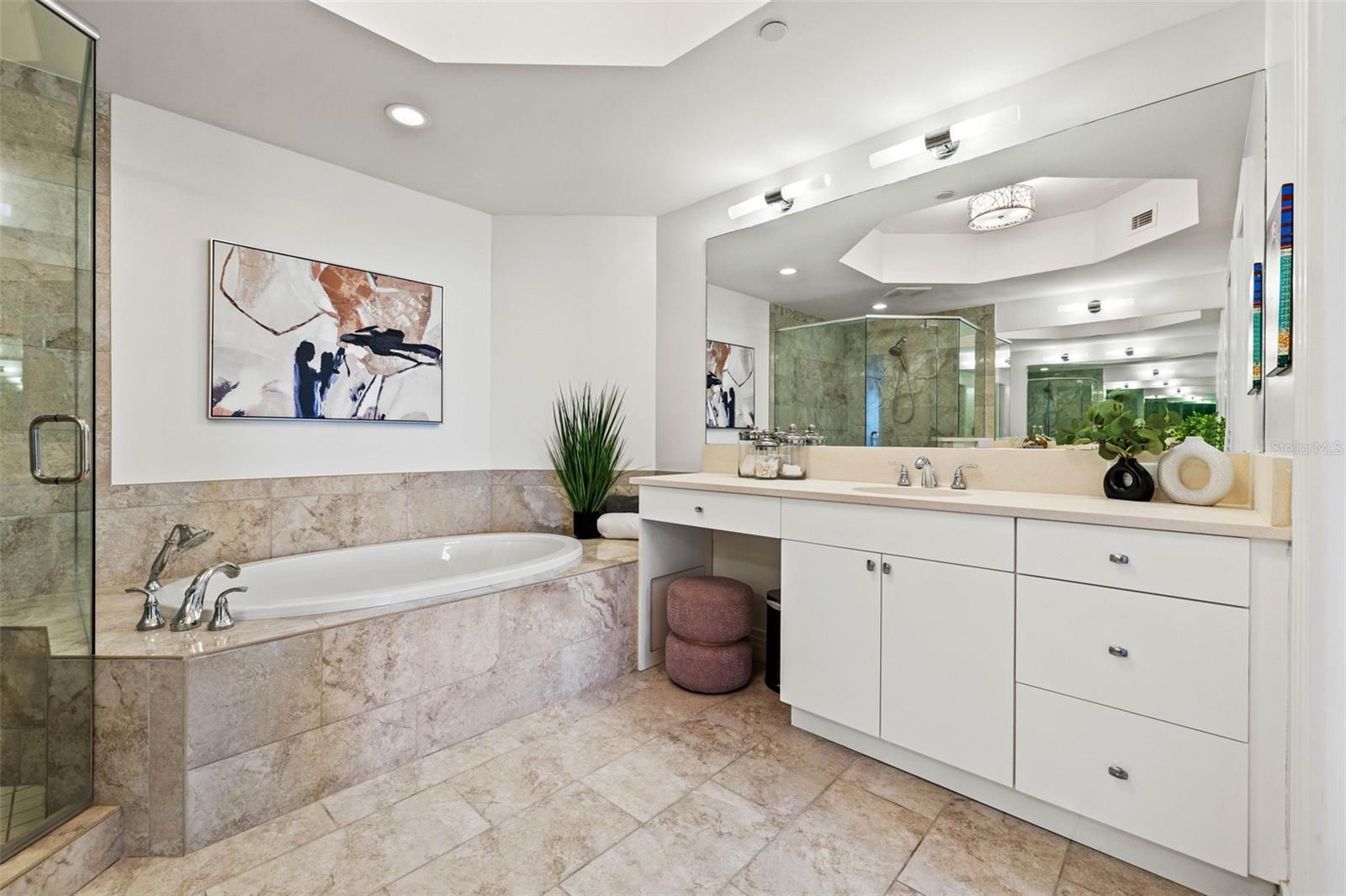 1325 SNELL ISLE BLVD NE #712