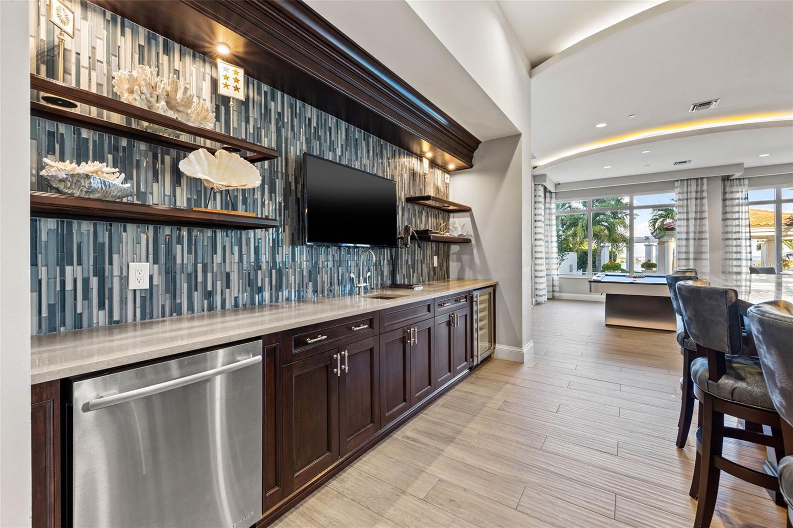 1325 SNELL ISLE BLVD NE #712