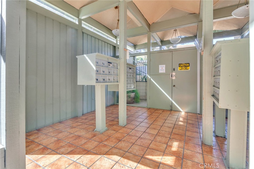 2235 W 25th Street 213