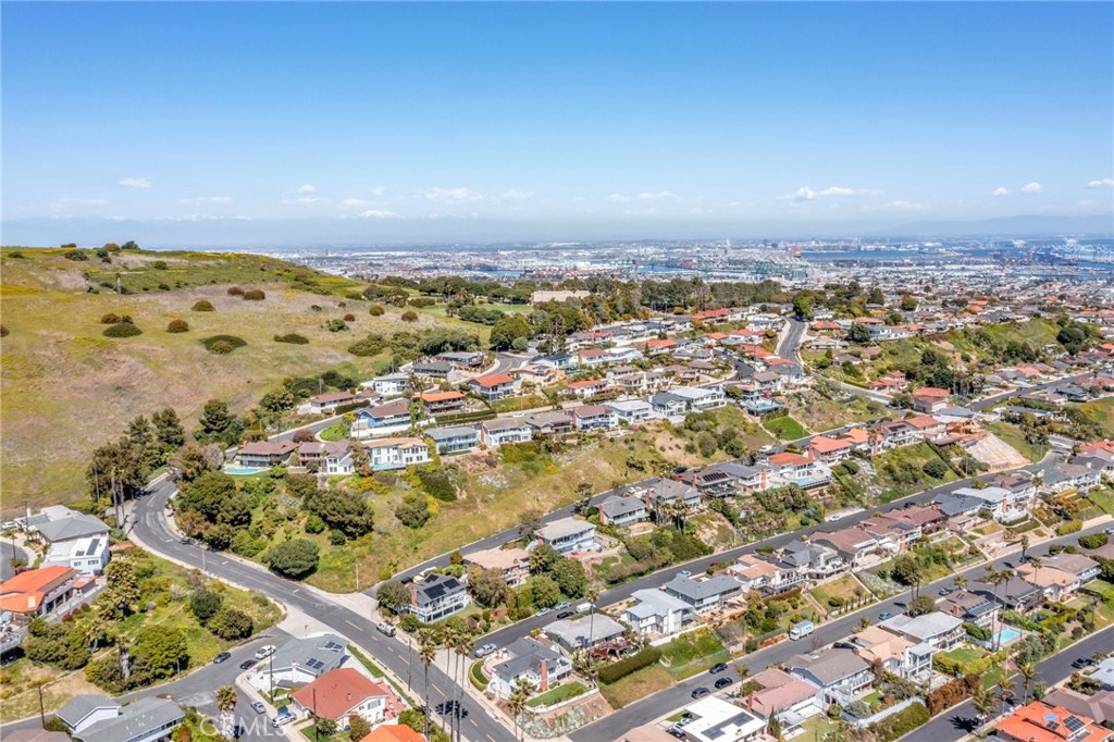 2235 W 25th Street 213