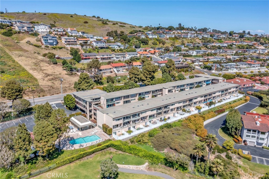 2235 W 25th Street 213