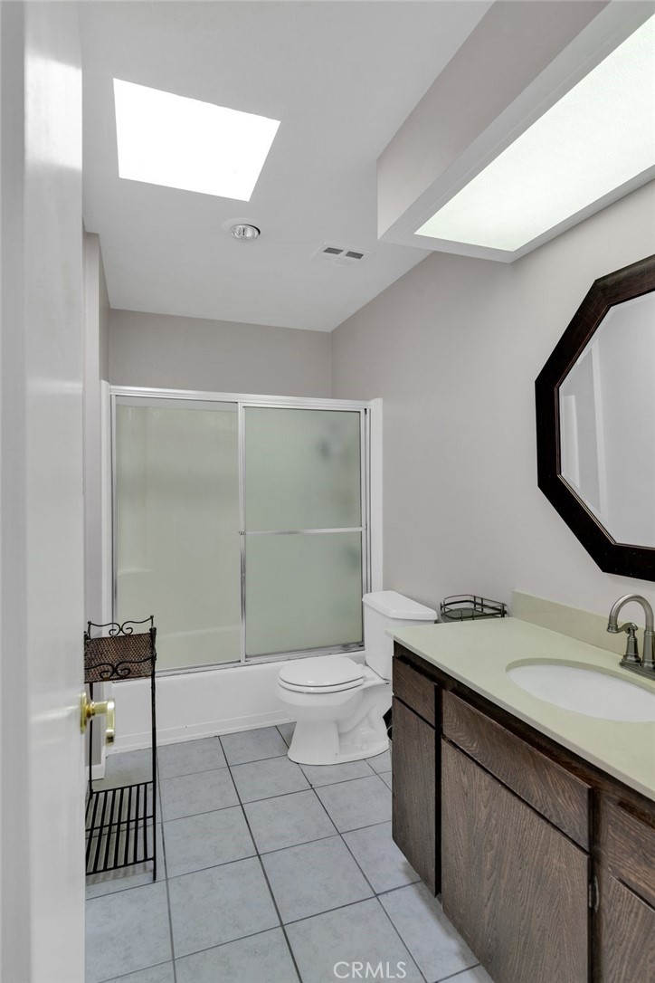 2235 W 25th Street 213