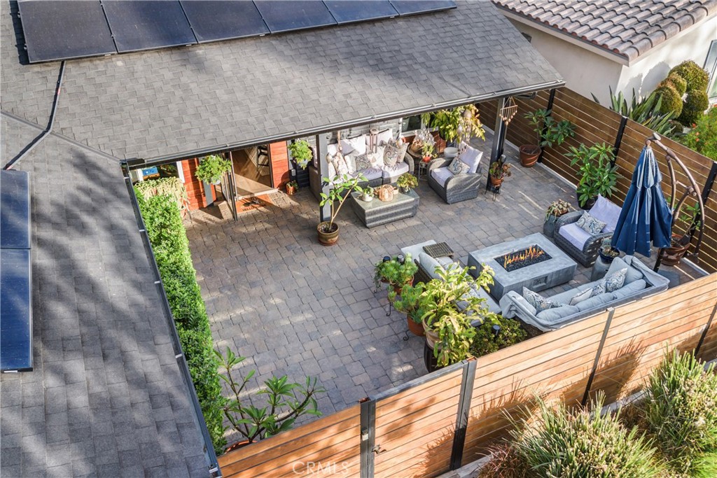 187 S Shattuck Place