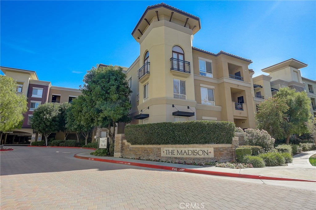 24595 Town Center Drive Unit: 3206