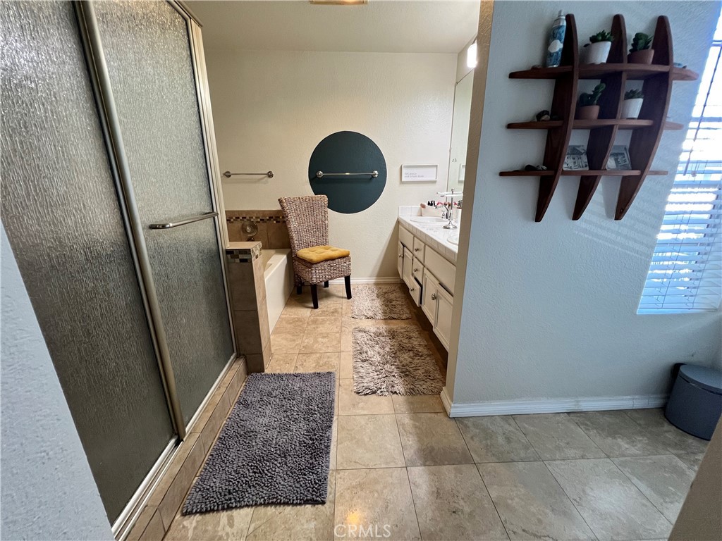 1418 Brett Place 319