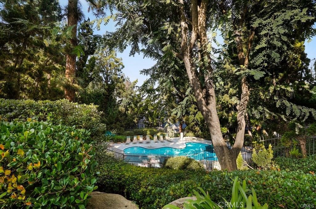 1418 Brett Place 319