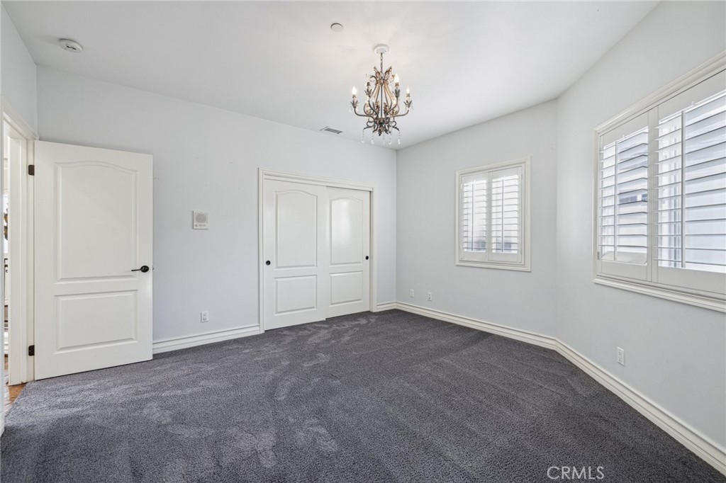 2005 Dufour Avenue A