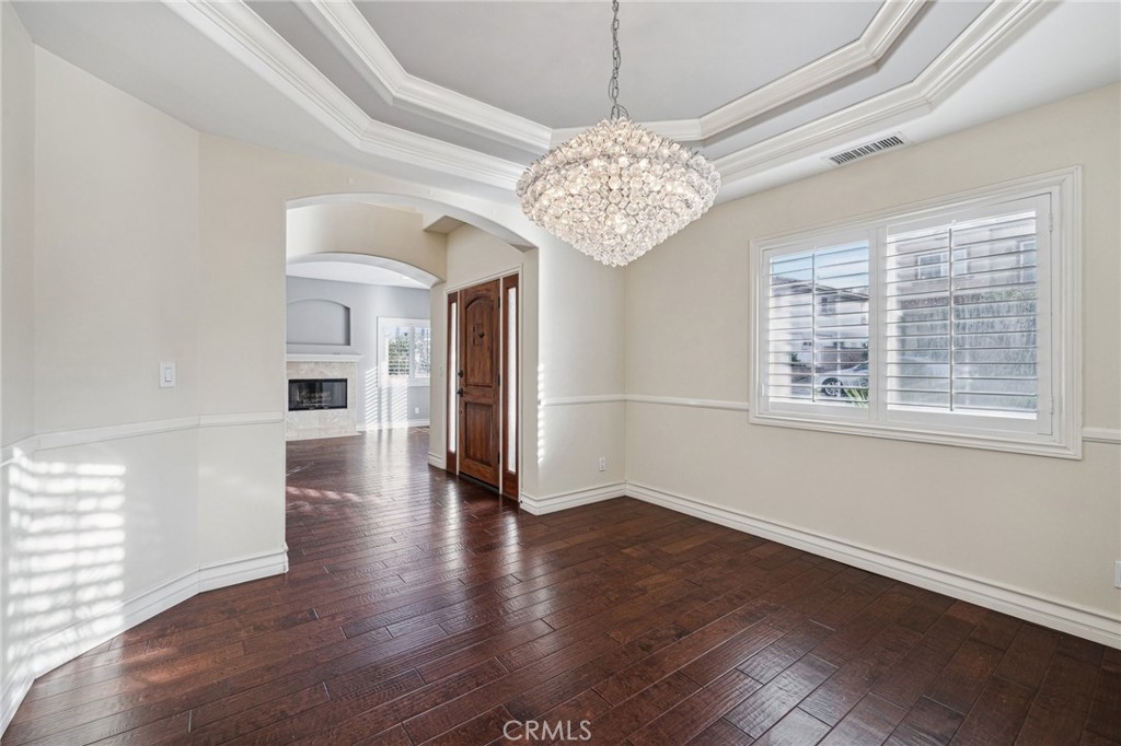 2005 Dufour Avenue A