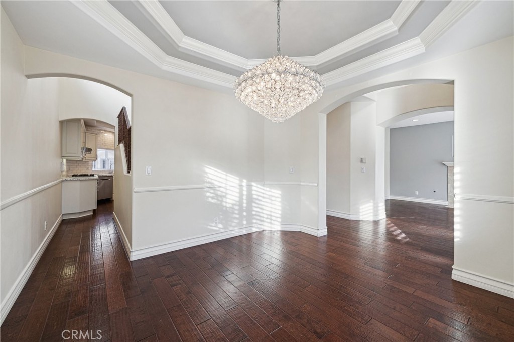 2005 Dufour Avenue A