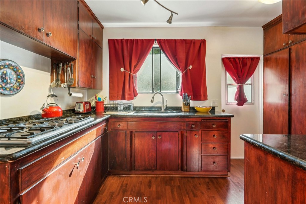 3024 Paddington Road