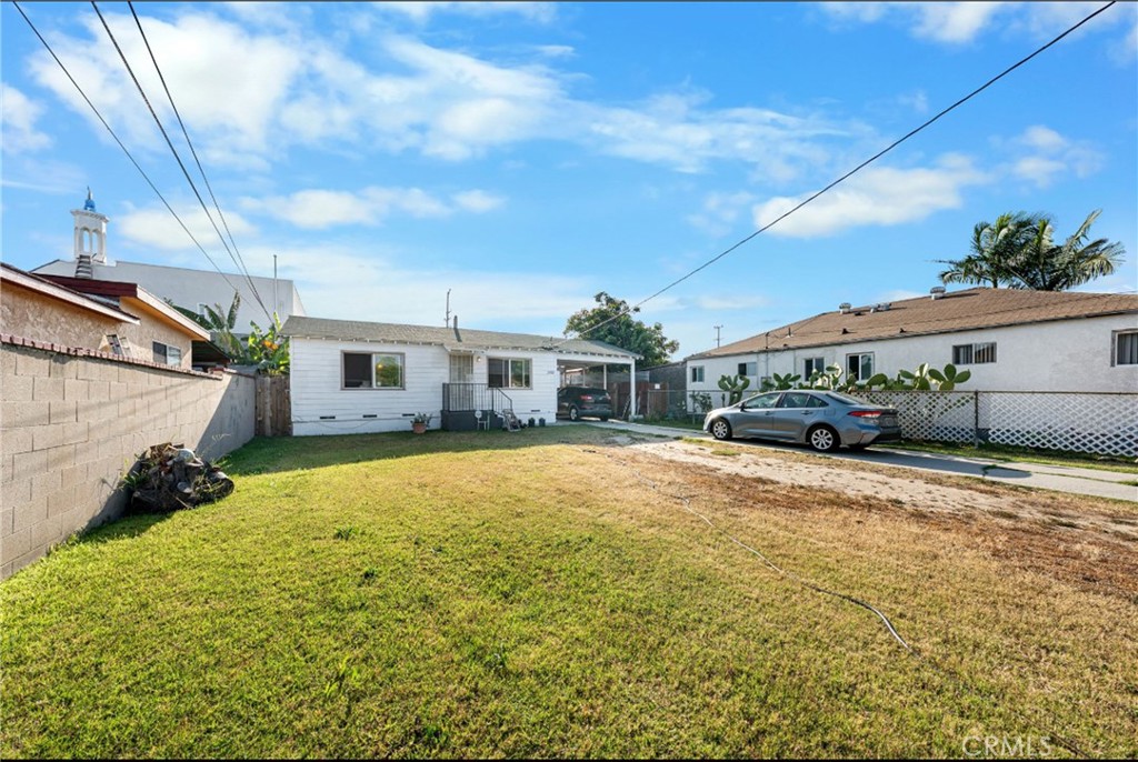 20927 Shearer Avenue