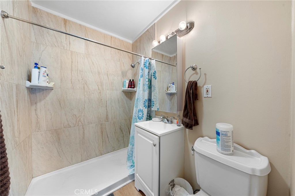 20927 Shearer Avenue