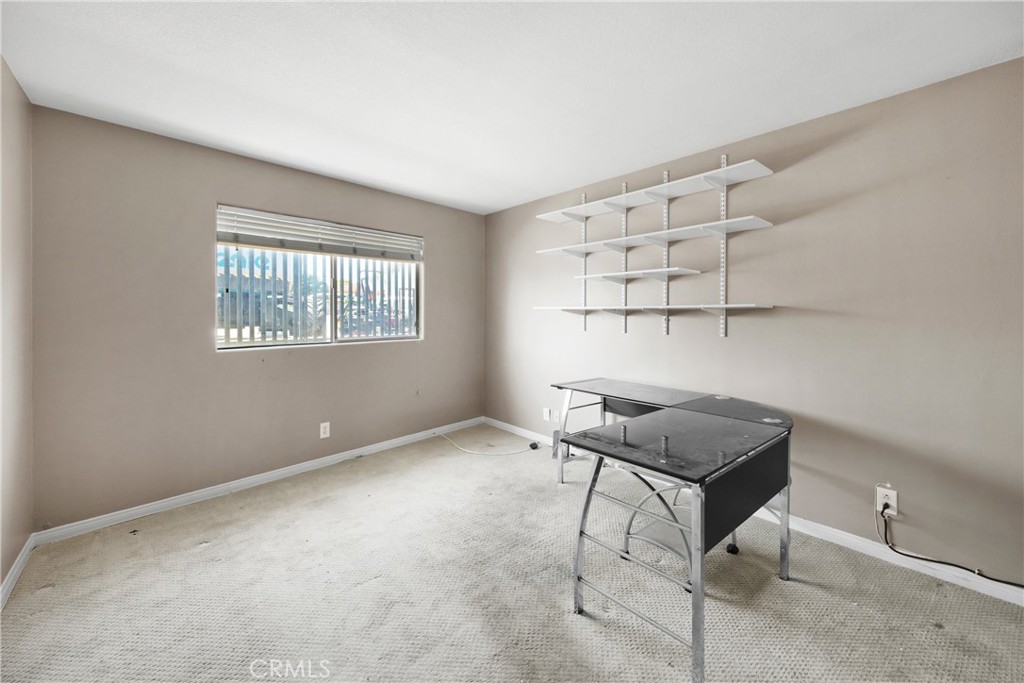 2222 S Mesa Street 8