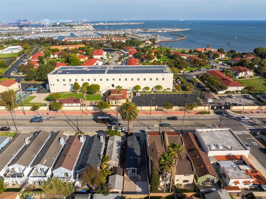 2921 S Pacific Avenue