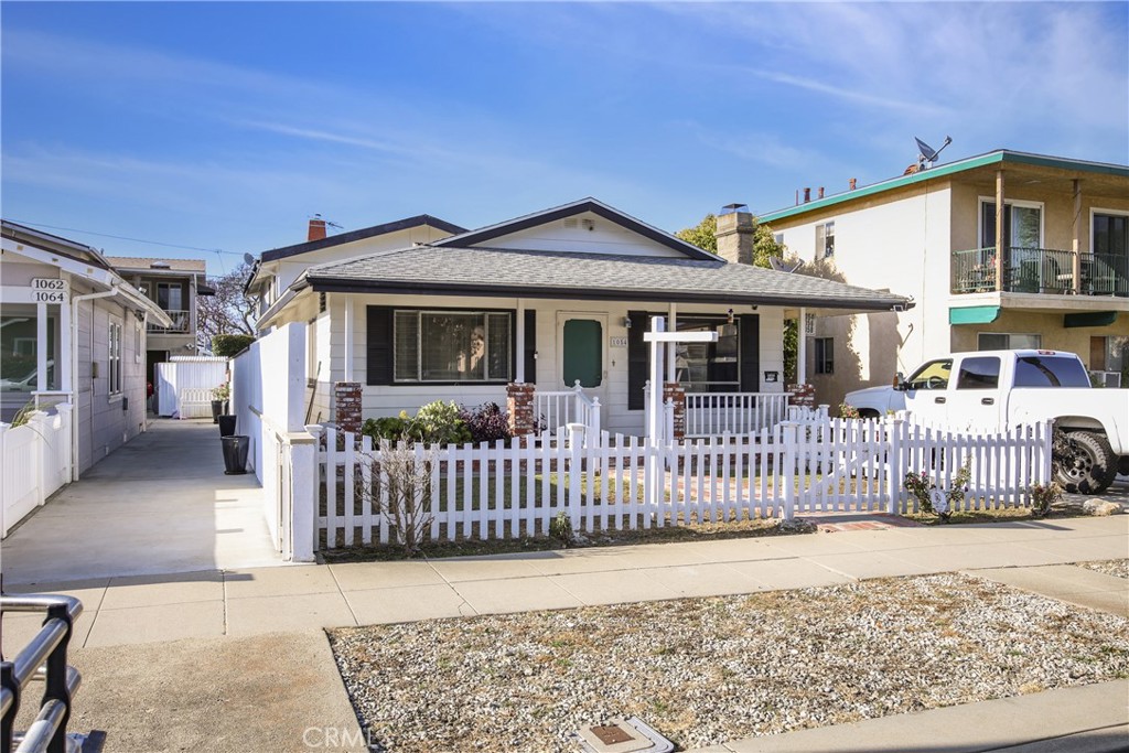 1054 W 23rd