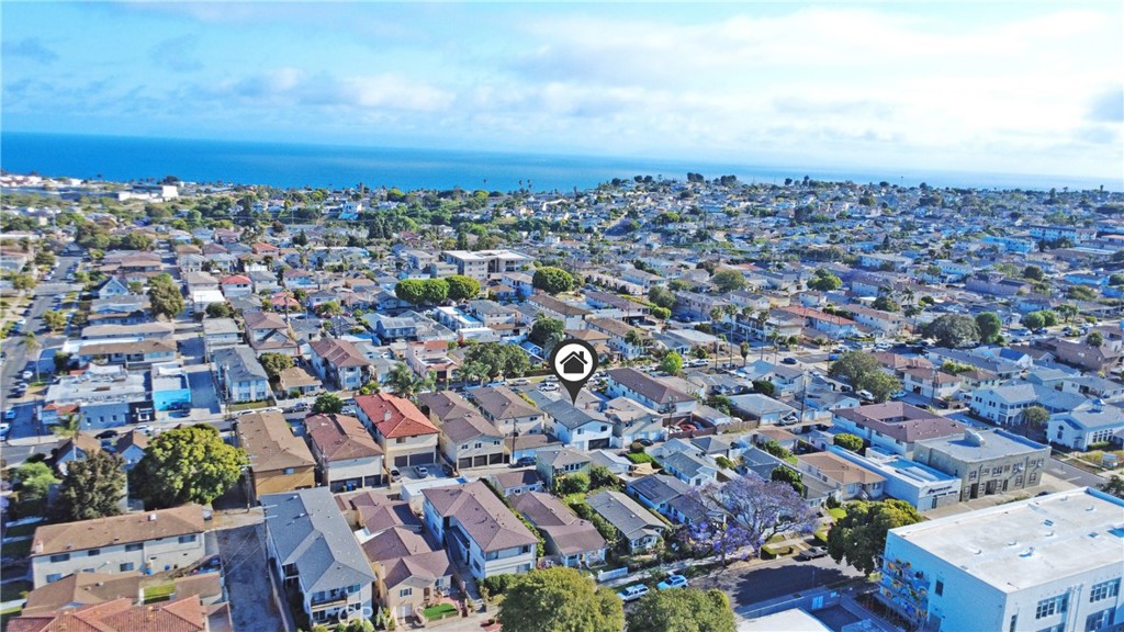 1054 W 23rd