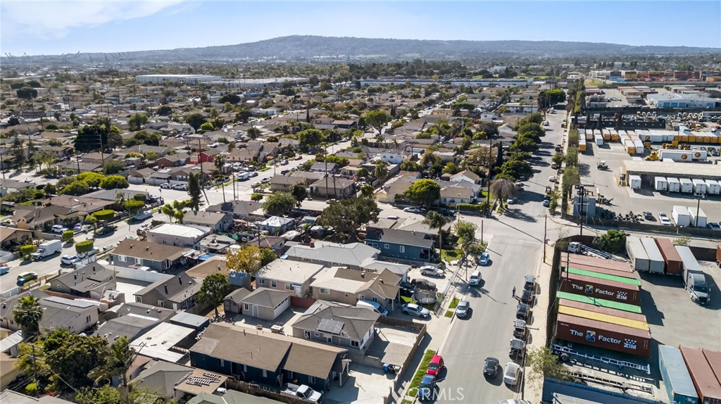 1520 E Sandison Street