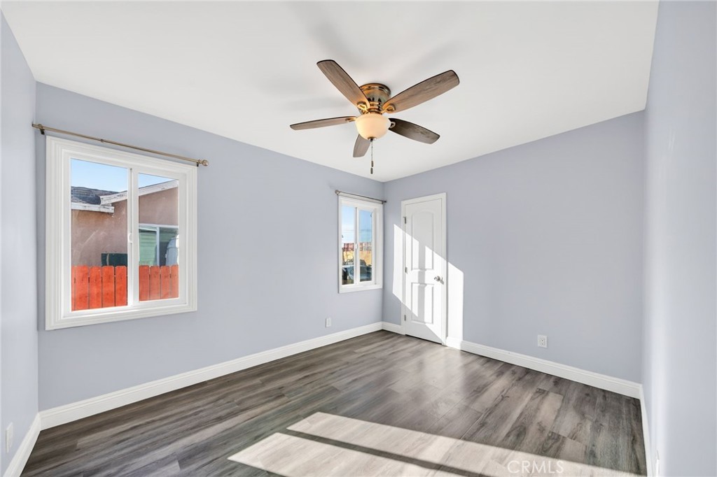 1520 E Sandison Street