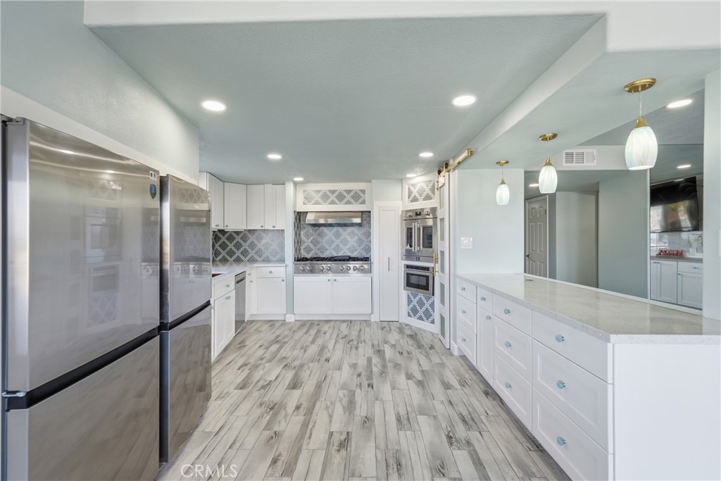 2222 S Mesa