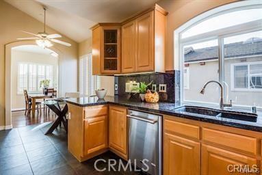 2113 Mathews A