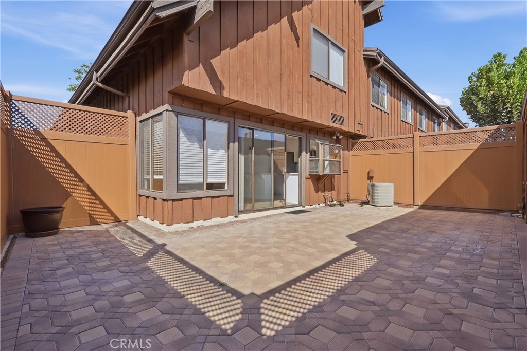 2074 Mount Shasta
