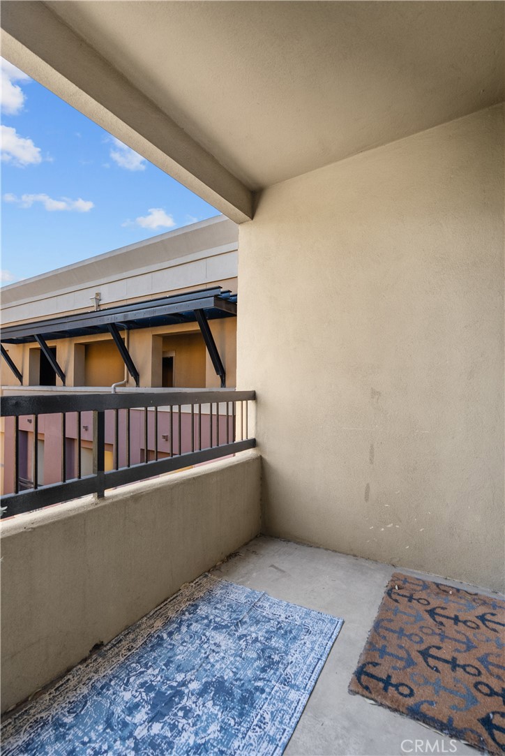 24545 Town Center Drive Unit: 5405