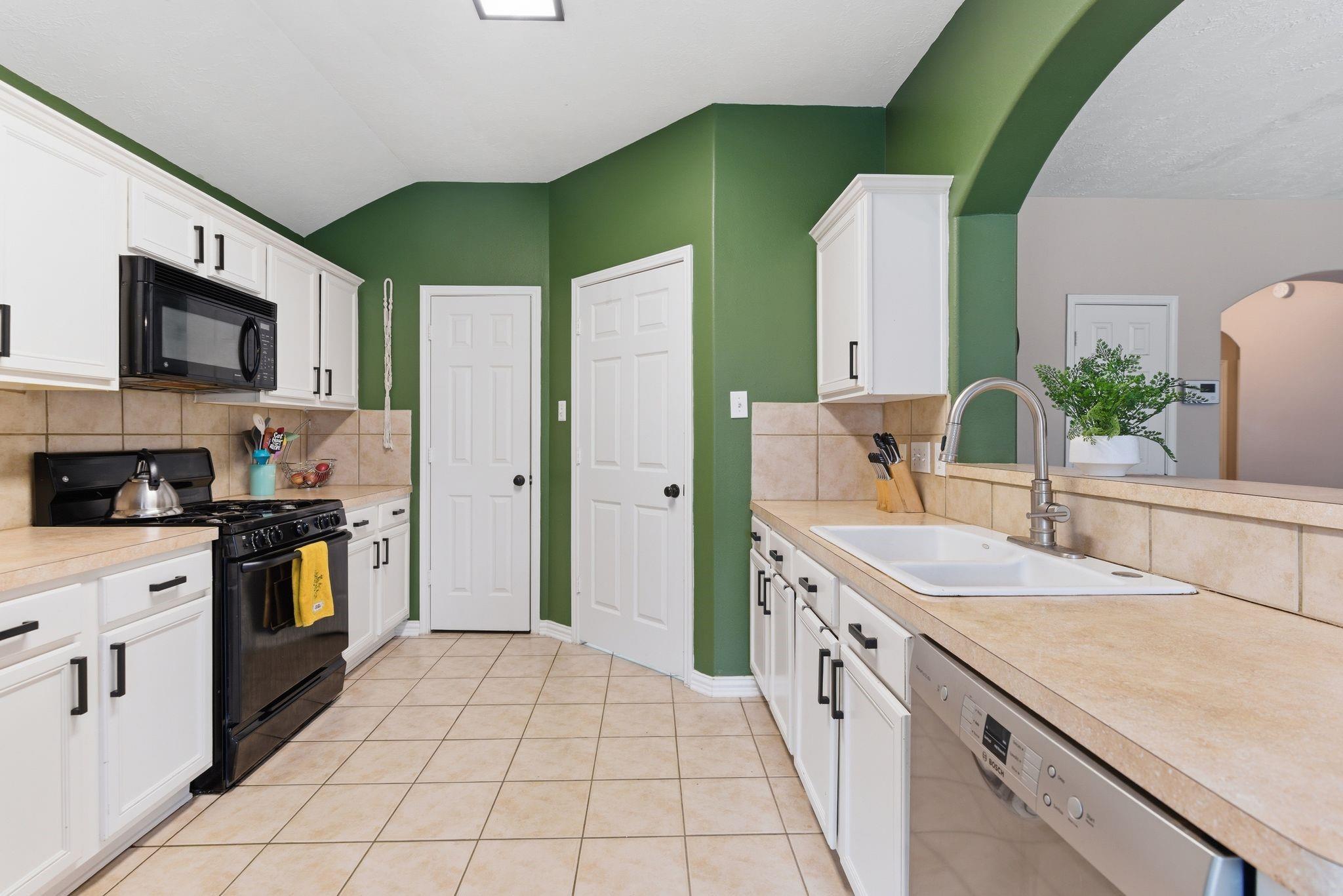 16531 Sperry Gardens Drive