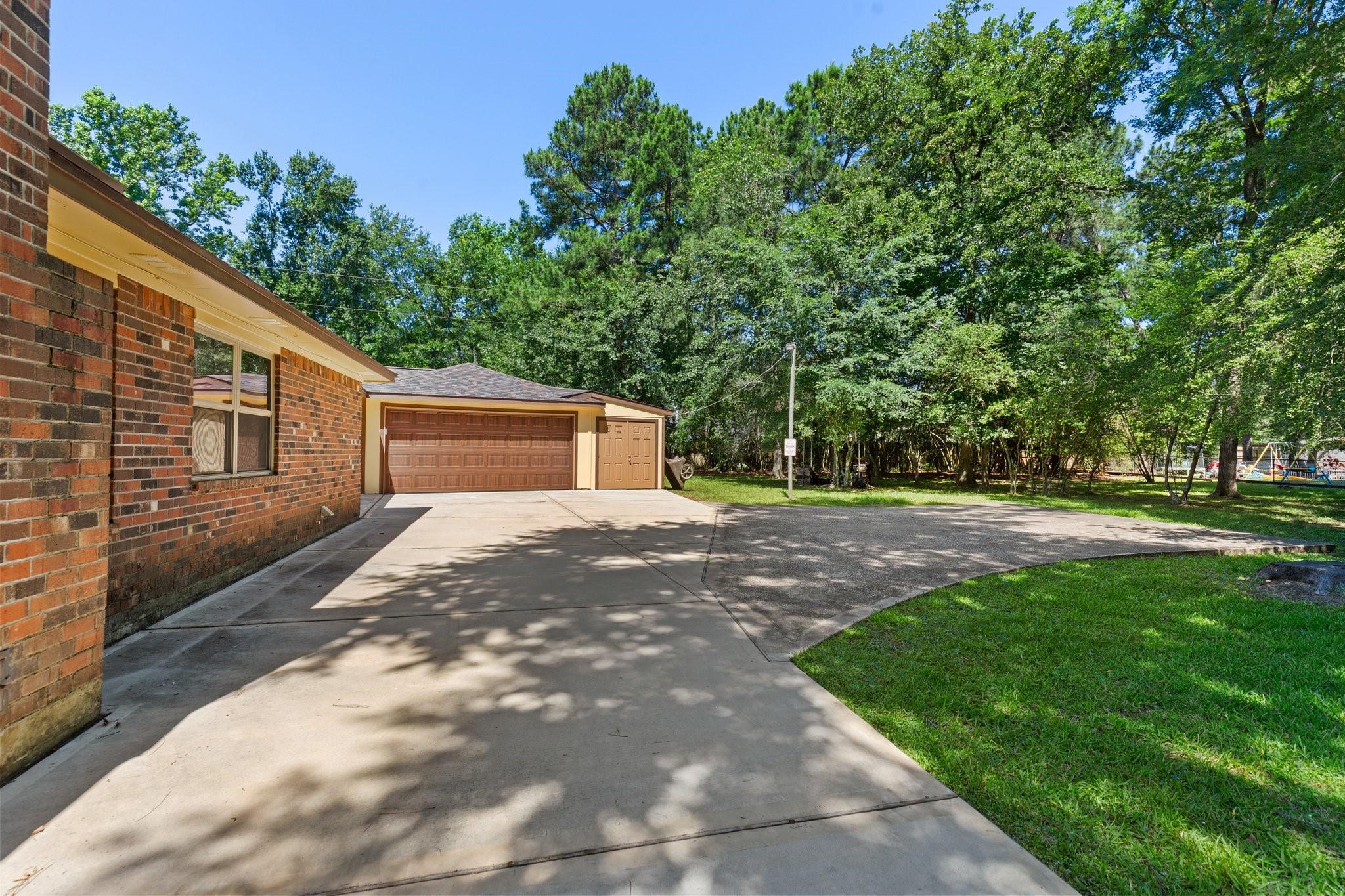711 Weeping Willow Way