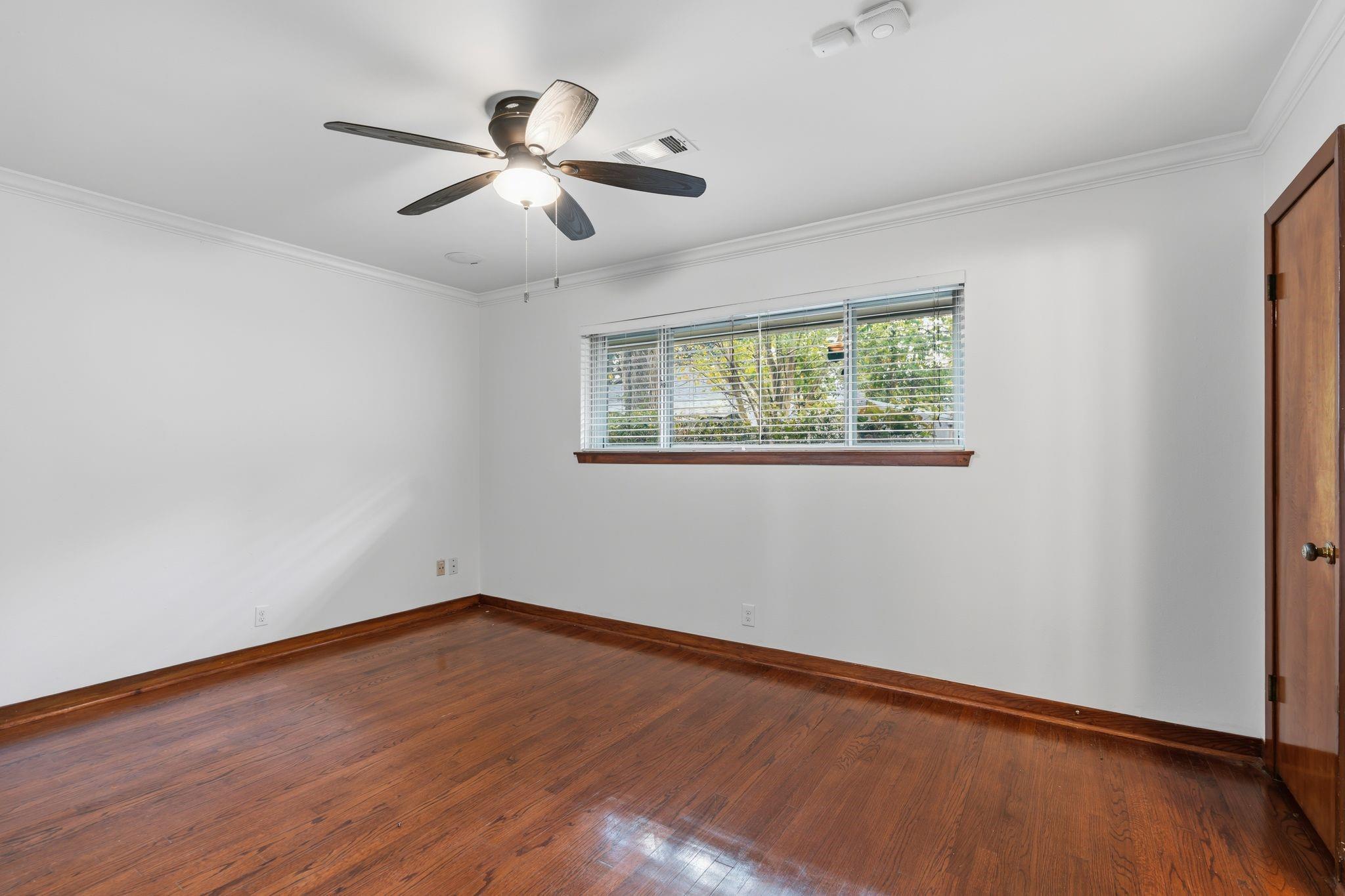 5307 Poinciana Drive