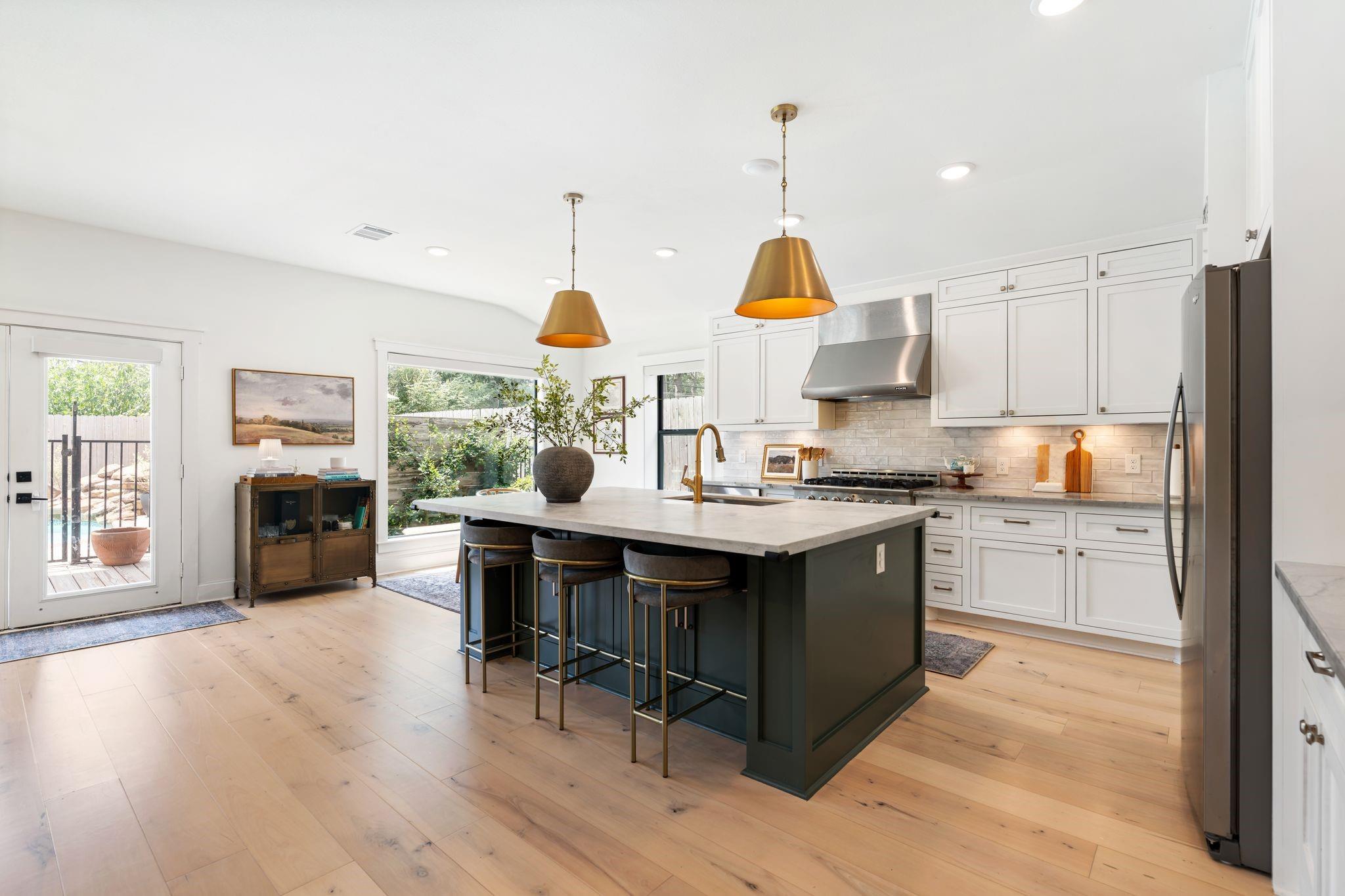 1115 Chamboard Lane
