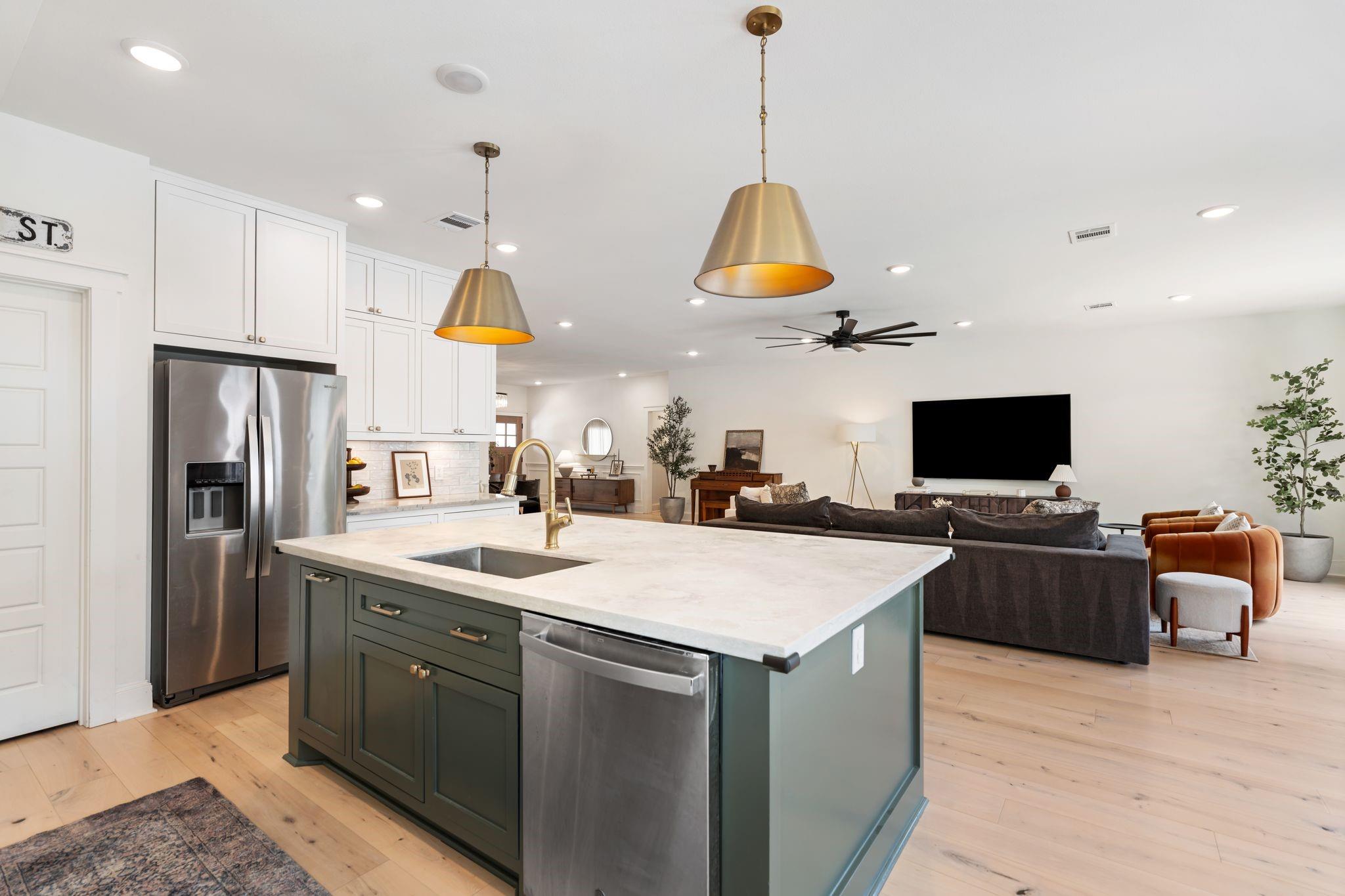 1115 Chamboard Lane